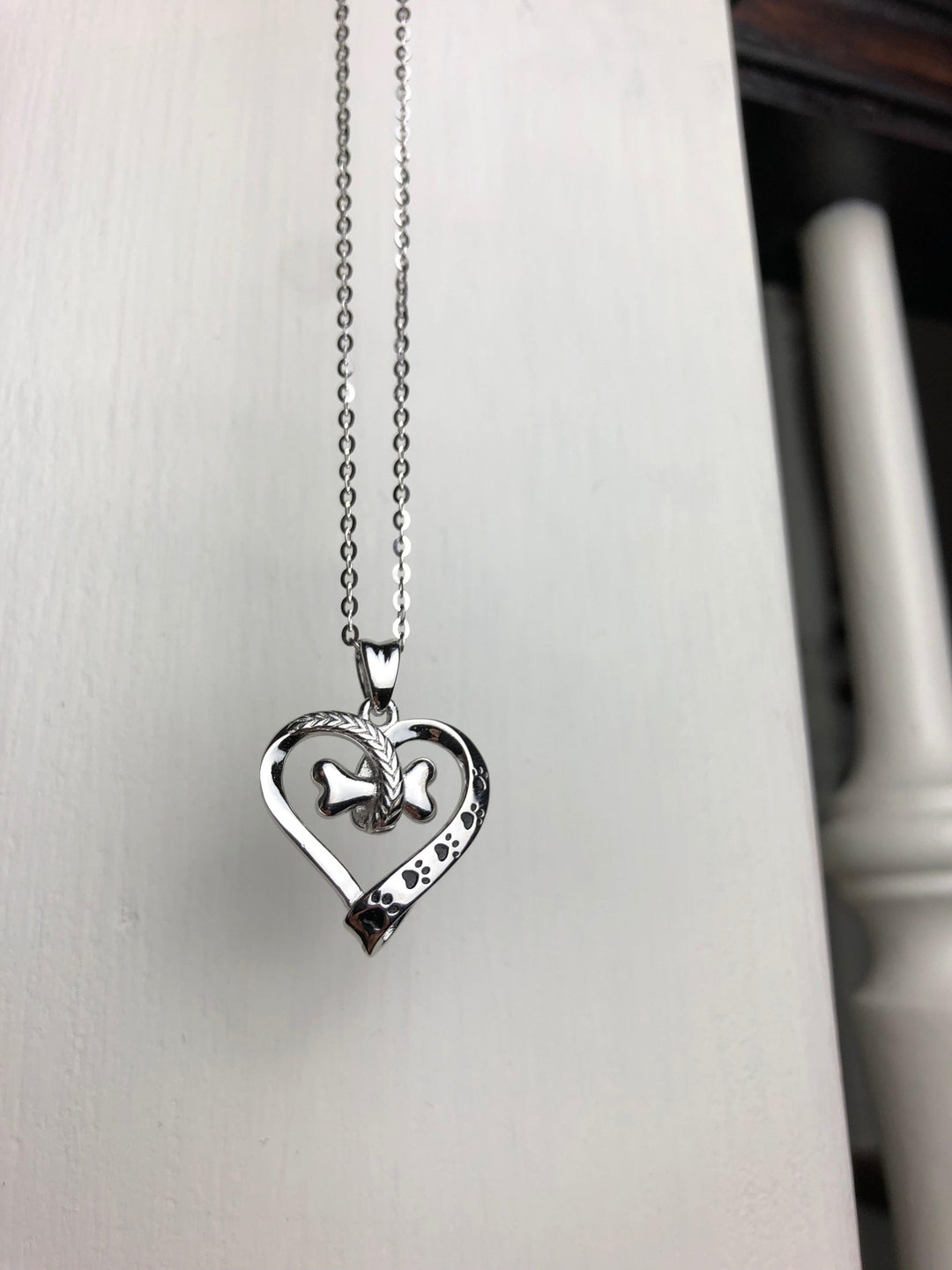 Collana in Acciaio Inossidabile con Zampa di Cane e Cuore