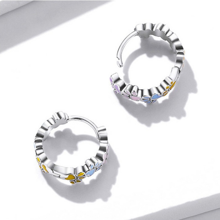 Orecchini a Cerchio con Zampa Colorata in Argento Sterling