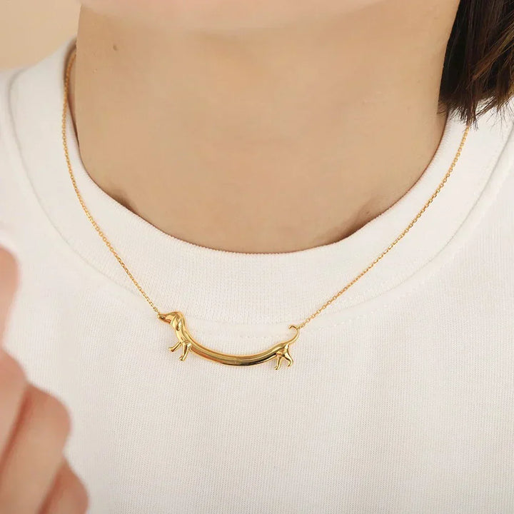 Collana con Cucciolo di Bassotto in Oro per Donne