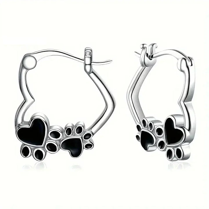 Orecchini a cerchio a forma di cuore e zampa – Motivo animale in argento con design in smalto nero