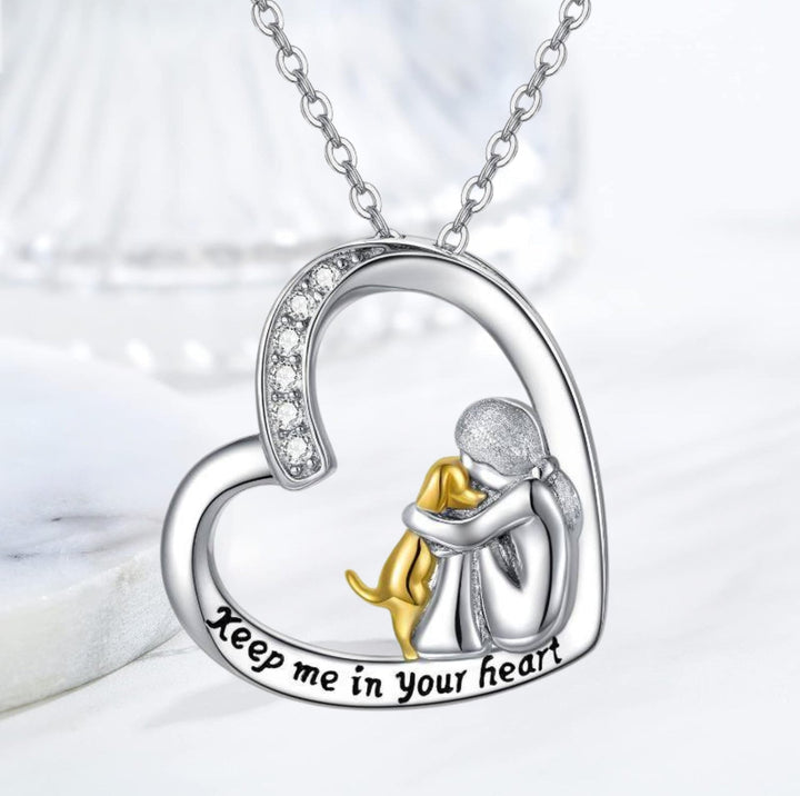 Collana Fortunata con Motivo a Cuore e Cane – Argento Sterling con Zirconia